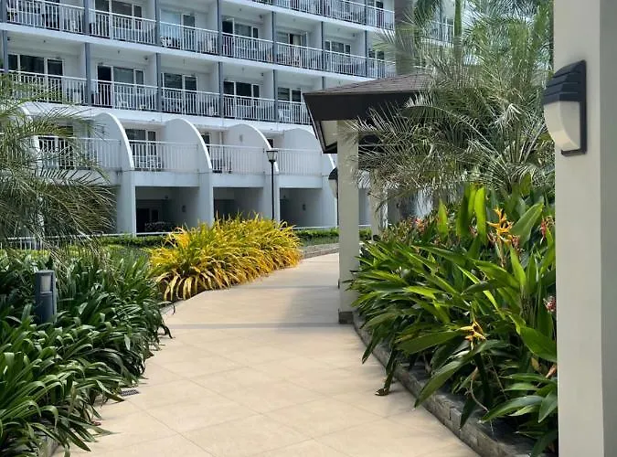 Premiere Haven 349B At Shell Residences *