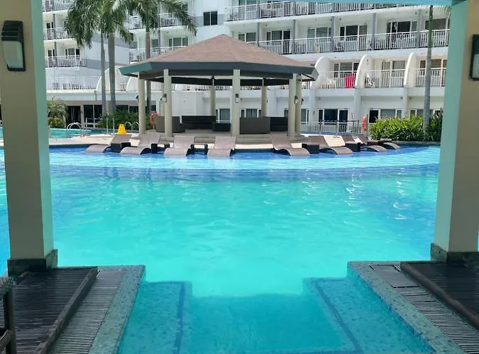 Premiere Haven 349B At Shell Residences Manila