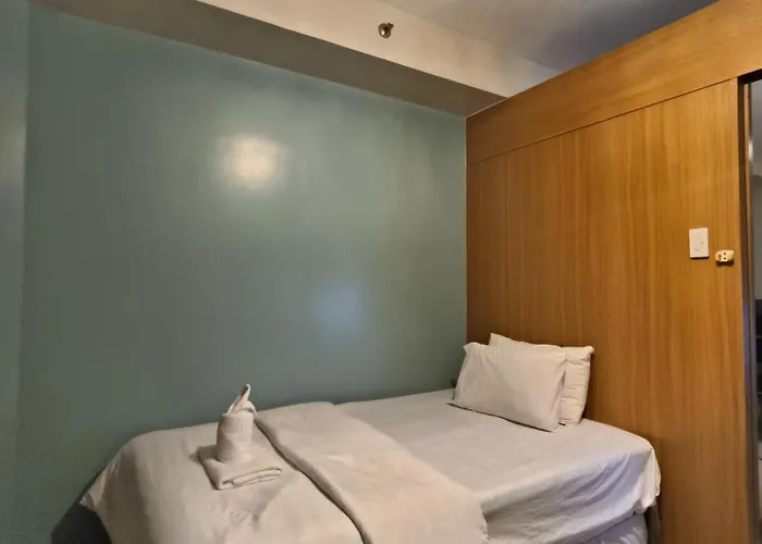 Premiere Haven 349B At Shell Residences Apartment *