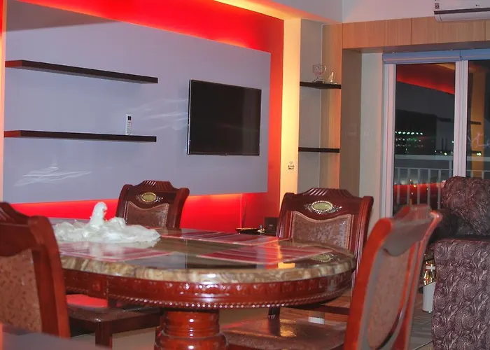 Apartment Premiere Haven 349B At Shell Residences Manila