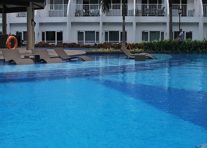Premiere Haven 349B At Shell Residences Apartment Manila